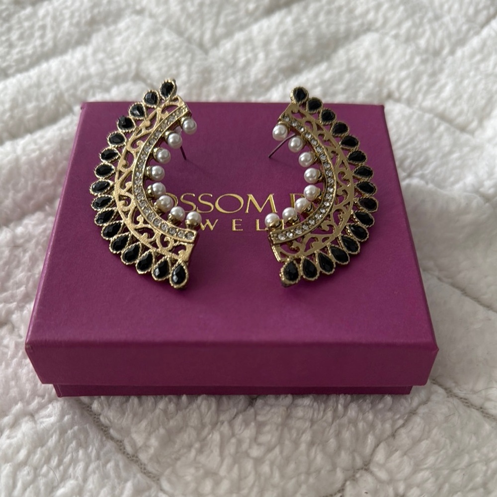 Brand New Blossom Box Earrings